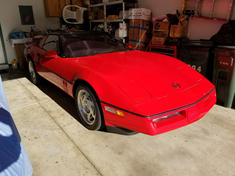 Illustration for article titled This 1990 Corvette ZR-1 Has Only 350 Miles